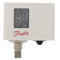 Product Image of KP36 SPDT Pressure Switch 15-150#, M/R, 10 PSI