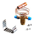 Product Image of 1/2" x1/2" R-22 4 Ton Thermal Expansion Valve 30" cap, 61-22465-17