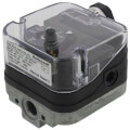 Product Image of 12" to 60" W.C Manual Reset, 1/4" NPT Pressure Switch (Additive)