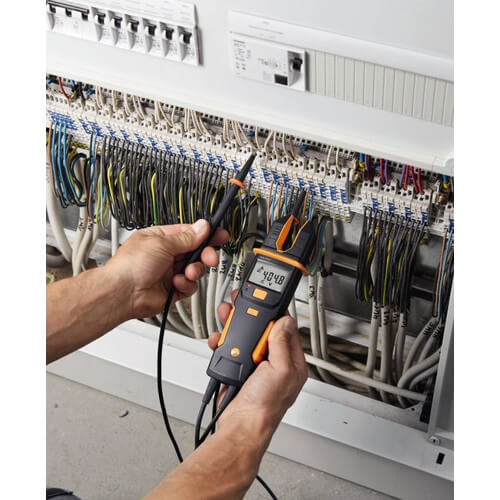Main product image of Current/Voltage Meter with 200 A AC, 1000 V AC/DC, Continuity & Phase Rotation Tester