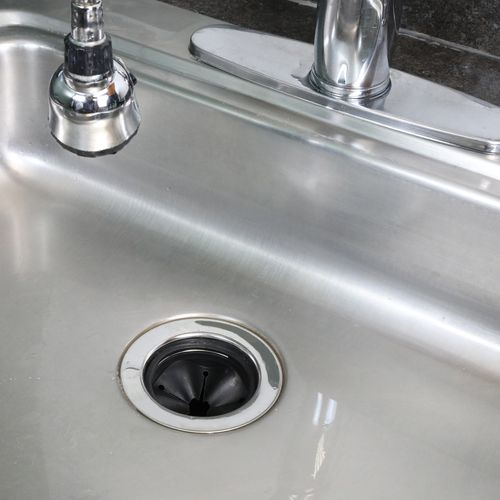Main product image of 3-9/20" Garbage Disposal Splash Guard (Black)
