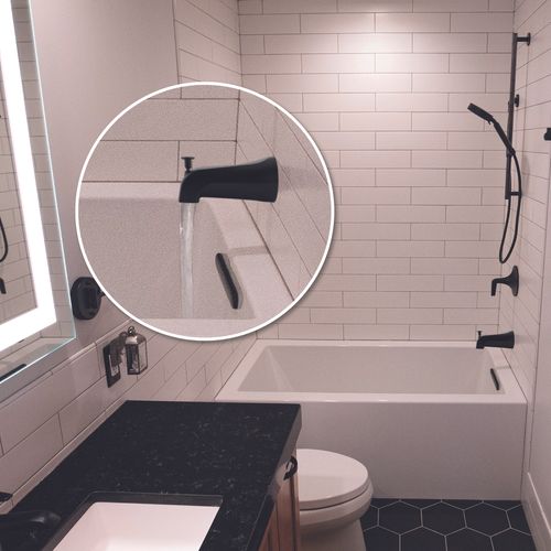 Main product image of Tub Spout w/ Diverter (Matte Black)