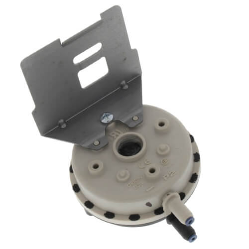 0.65" WC Spst Pressure Switch, 11U64