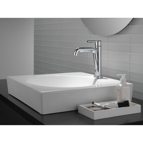 Main product image of Nicoli 1 Handle Bathroom Faucet, 1 or 3-hole 4" Installation, 15849LF (Chrome)
