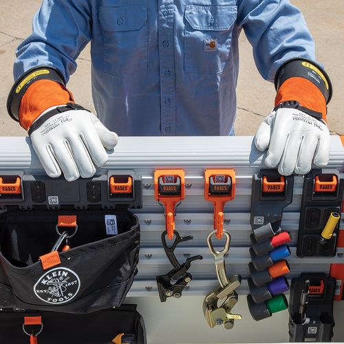 Main product image of Wide Range Service Grip