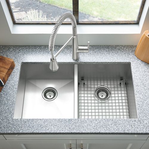 Main product image of Edgewater 33" x 22" Stainless Steel 1-Hole Dual Mount Double-Bowl Kitchen Sink (Stainless Steel)