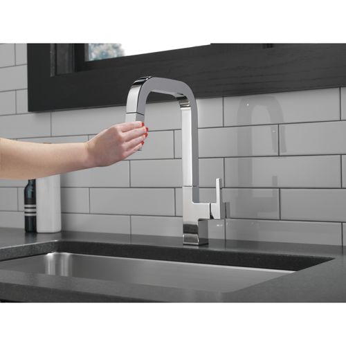 Main product image of Junction Single-handle Pull-down Kitchen Faucet (Chrome), 19825LF