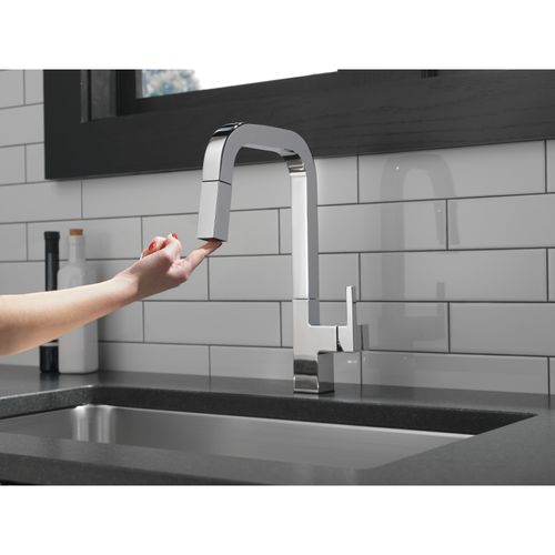 Main product image of Junction Single-handle Pull-down Kitchen Faucet (Chrome), 19825LF