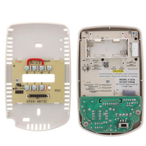 Main product image of 70 Series Programmable, 1H/1C, Digital Vertical Thermostat