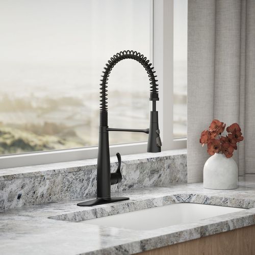 Main product image of Simplice Semi-Professional 1-Handle Pull Out Kitchen Faucet with Spray (Matte Black), K-22033-BL