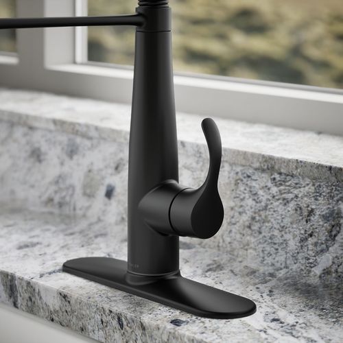 Main product image of Simplice Semi-Professional 1-Handle Pull Out Kitchen Faucet with Spray (Matte Black), K-22033-BL