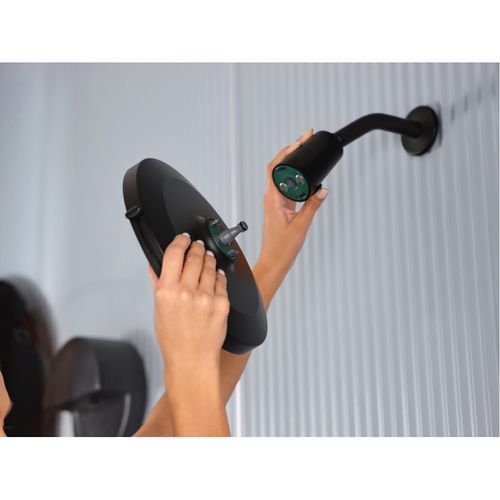 Main product image of Verso Rainshower Magnetix (Matte Black), 220R3BL