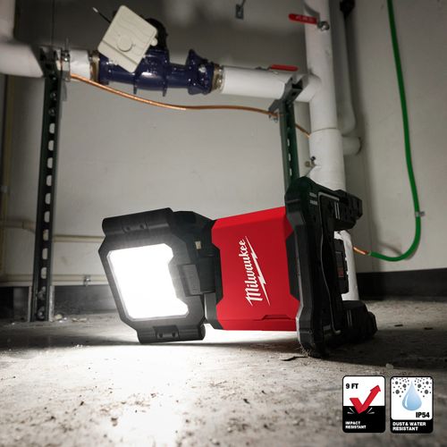 Main product image of M18 ROVER Dual Power Triple-Panel Flood & Area Light