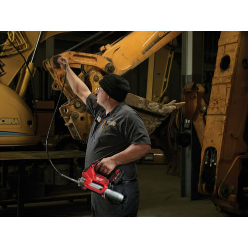 M18 Cordless 2-Speed Grease Gun Kit