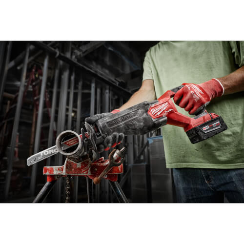 Main product image of M18 Fuel SAWZALL Reciprocating Saw Kit - 2 Battery XC5.0