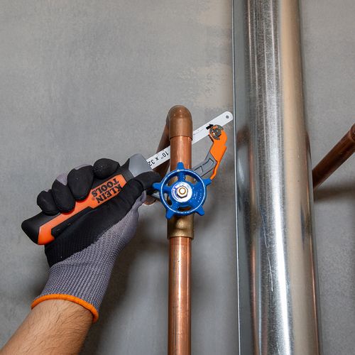 Main product image of Compact Finish-Cut Hacksaw