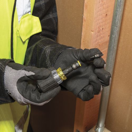 Main product image of KNECT 7-in-1 Ratcheting Impact-Rated Stubby Screwdriver/Nut Driver