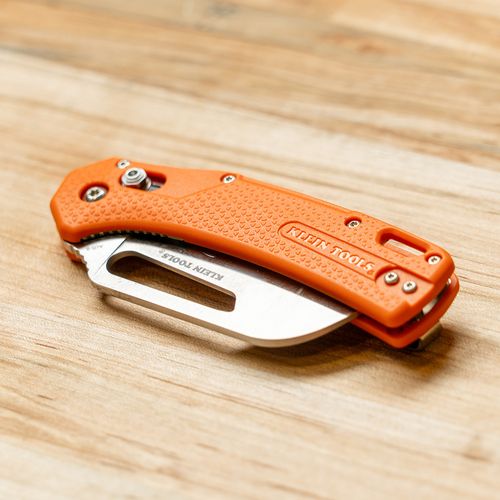 Main product image of Cable Skinning Hawkbill Folding Pocket Knife