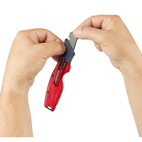 48221500 Milwaukee 48221500 Fastback Compact Folding Utility Knife