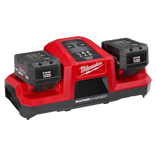 48-59-1815 - Milwaukee 48-59-1815 - M18 Dual Bay Simultaneous Super Charger