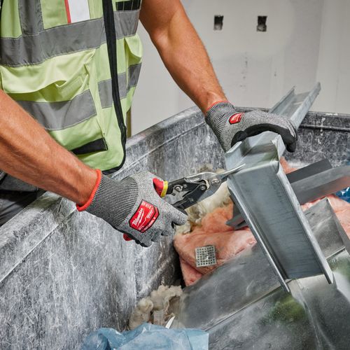 Main product image of Cut Level 5 High-Dexterity Nitrile Dipped Gloves - M