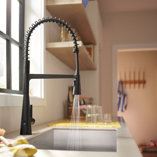 Main product image of Sleek Motionsense Wave 1-handle Pulldown Pre-Rinse Kitchen Faucet, 5925EWBL (Matte Black)