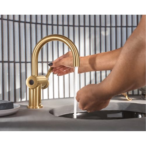 Main product image of Cia 1 Handle High Arc Touchless Bathroom Faucet (Brushed Gold), 6221EWBG