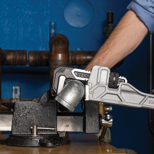 Main product image of 14" Adjustable Pipe Wrench (Cast Aluminum)