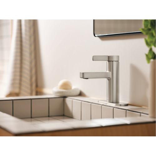 Main product image of Beric One-handle Bathroom Faucet (Spot Resistant Brushed Nickel), 84774SRN