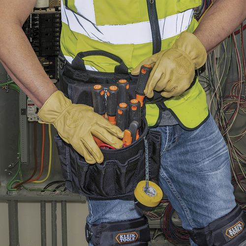 Main product image of 7 Piece 1000V Insulated and Magnetizer Screwdriver Set