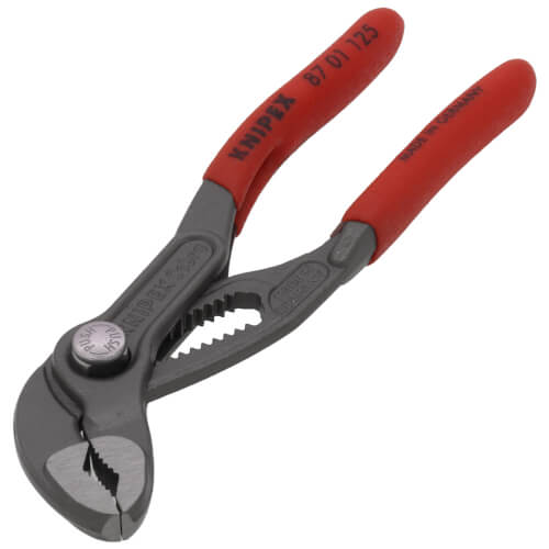 Main product image of 5" Cobra High-Tech Water Pump Pliers