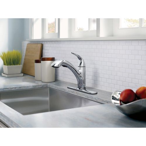 Main product image of Medina One-Handle Pullout Kitchen Faucet, 87039 (Chrome)
