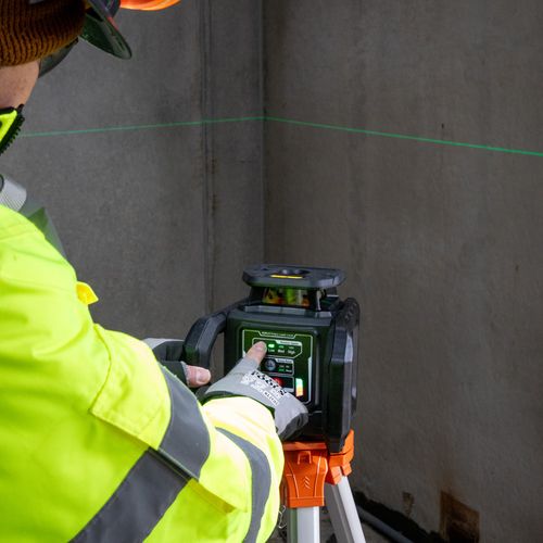 Main product image of Green Rotary Self-Leveling Laser Level with Plumb Spot and Tripod