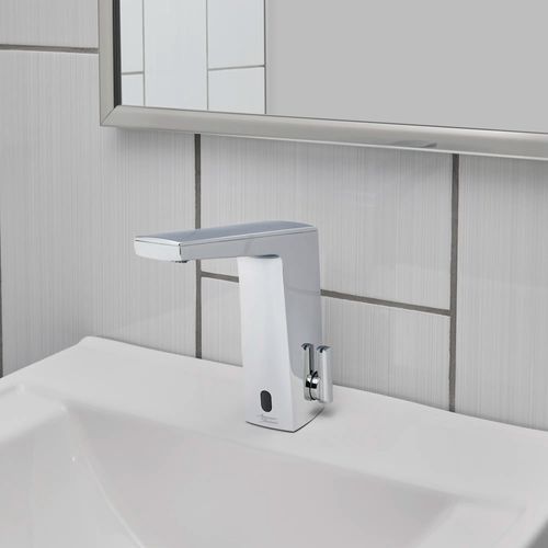 Main product image of Paradigm Selectronic Sensor Faucet, Battery Powered, Above Deck Mixing, 0.5 gpm (Chrome), 7025205.002