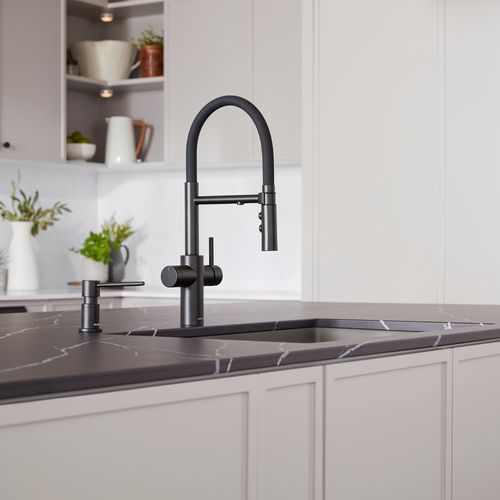 Main product image of Catris Flexo Filter-Ready Semi-Pro Pull-Down Dual-Spray Kitchen Faucet (Matte Black)