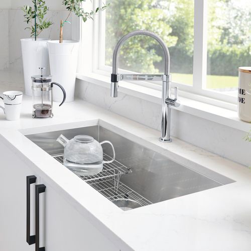 Main product image of Quatrus R0 32" Single Bowl Undermount Stainless Steel Kitchen Sink