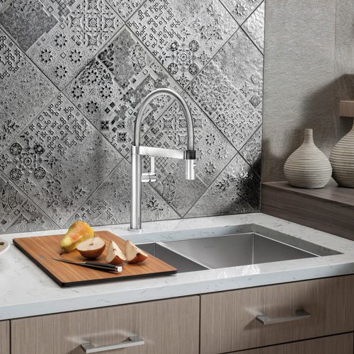 Main product image of Quatrus R0 33" 60/40 Double Bowl Undermount Stainless Kitchen Sink, 443054