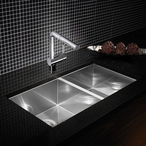 Main product image of Quatrus R0 33" 60/40 Double Bowl Undermount Stainless Kitchen Sink, 443054