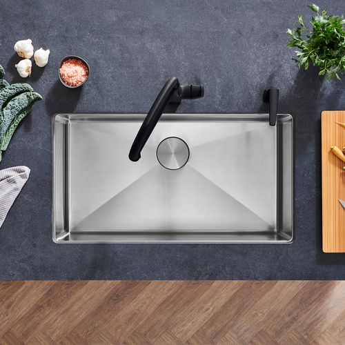 Main product image of Quatrus R15 32" Super Single Bowl Undermount Stainless Steel Kitchen Sink, 443148