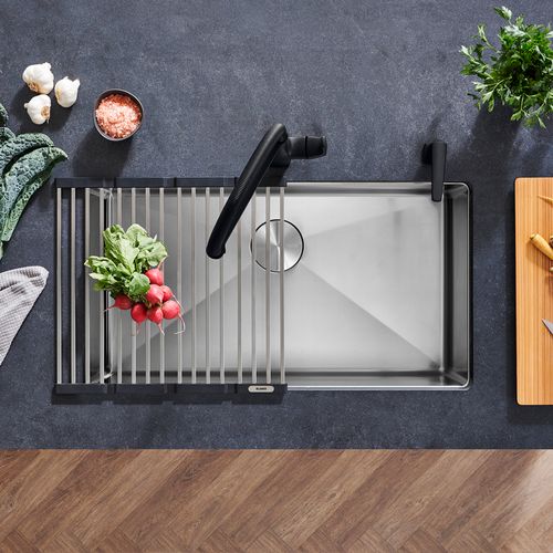 Main product image of Quatrus R15 32" Super Single Bowl Undermount Stainless Steel Kitchen Sink, 443148