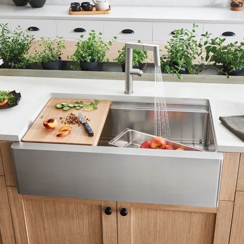Main product image of Quatrus R15 Ergon 33" Single Bowl Apron-Front Stainless Steel Farmhouse Sink, 525243