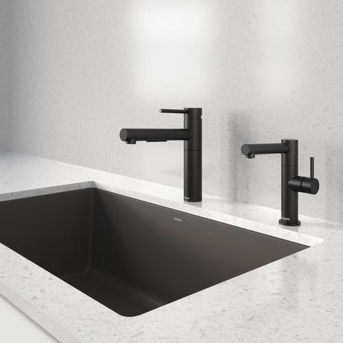 Main product image of Alta II Low Arc Pull-Out Dual-Spray Kitchen Faucet, 1.5 GPM - Matte Black, 527560