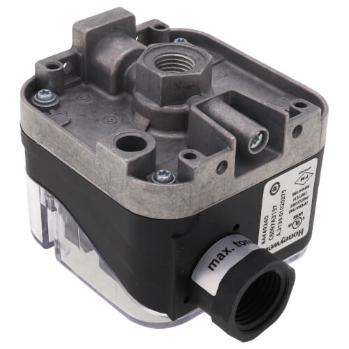 Main product image of 1/4" NPT Pressure Switch, 1.5-7 psi Auto Reset (Additive)