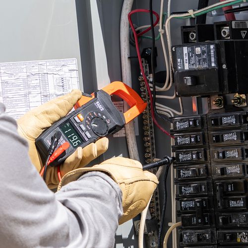 Main product image of Digital Pro Clamp Meter AC/DC Auto-Ranging