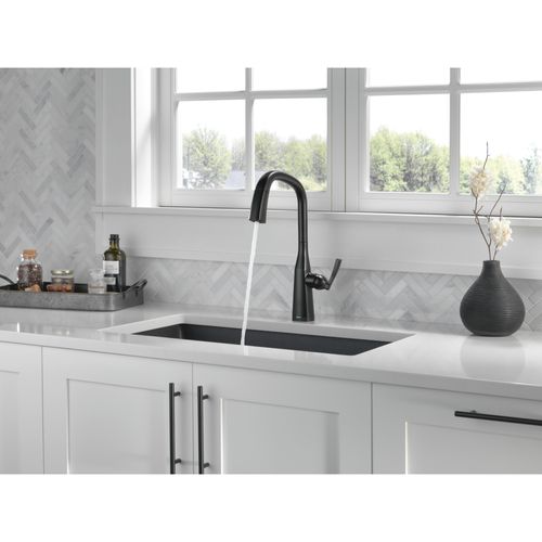 Main product image of Stryke Single Handle Pull Down Kitchen Faucet with Touch 2O Technology, 1.8 GPM (Matte Black), 9176T-BL-DST