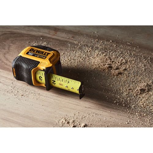 Main product image of 16 ft. Compact Magnetic Tape Measure, DWHT39116S