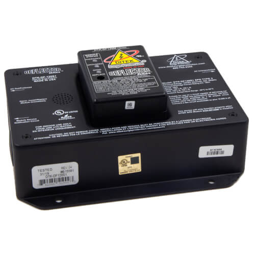 Main product image of Series Connected Surge Protector with Dry Contacts and Audible Alarm (120V)