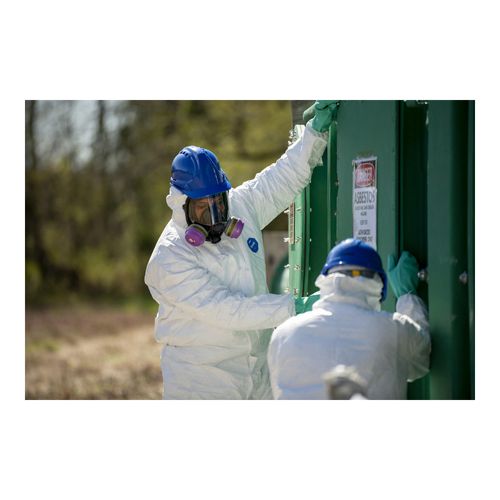 Main product image of Tyvek 400 TY127S Disposable Chemical Resistant Coveralls w/ Zipper Closure, White, Medium (Pack of 25)
