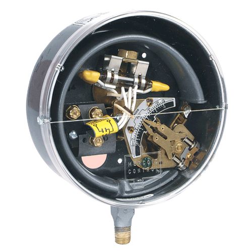 Main product image of Brass Bourdon Tube SPDT Pressure Switch w/ Snap Action Switch & Adj. Deadband (1/8 - 15 PSIG)