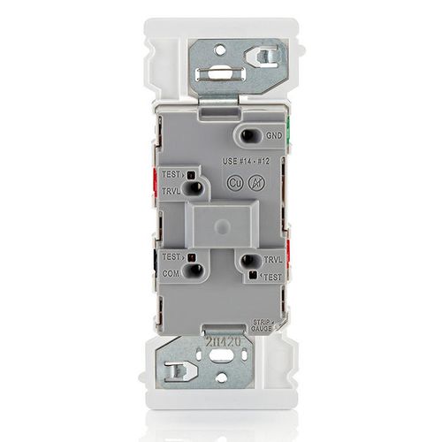 Main product image of Lever Edge 3-Way AC-Quiet Self-Grounding Rocker Switch - White (15 Amp, 120/277V)